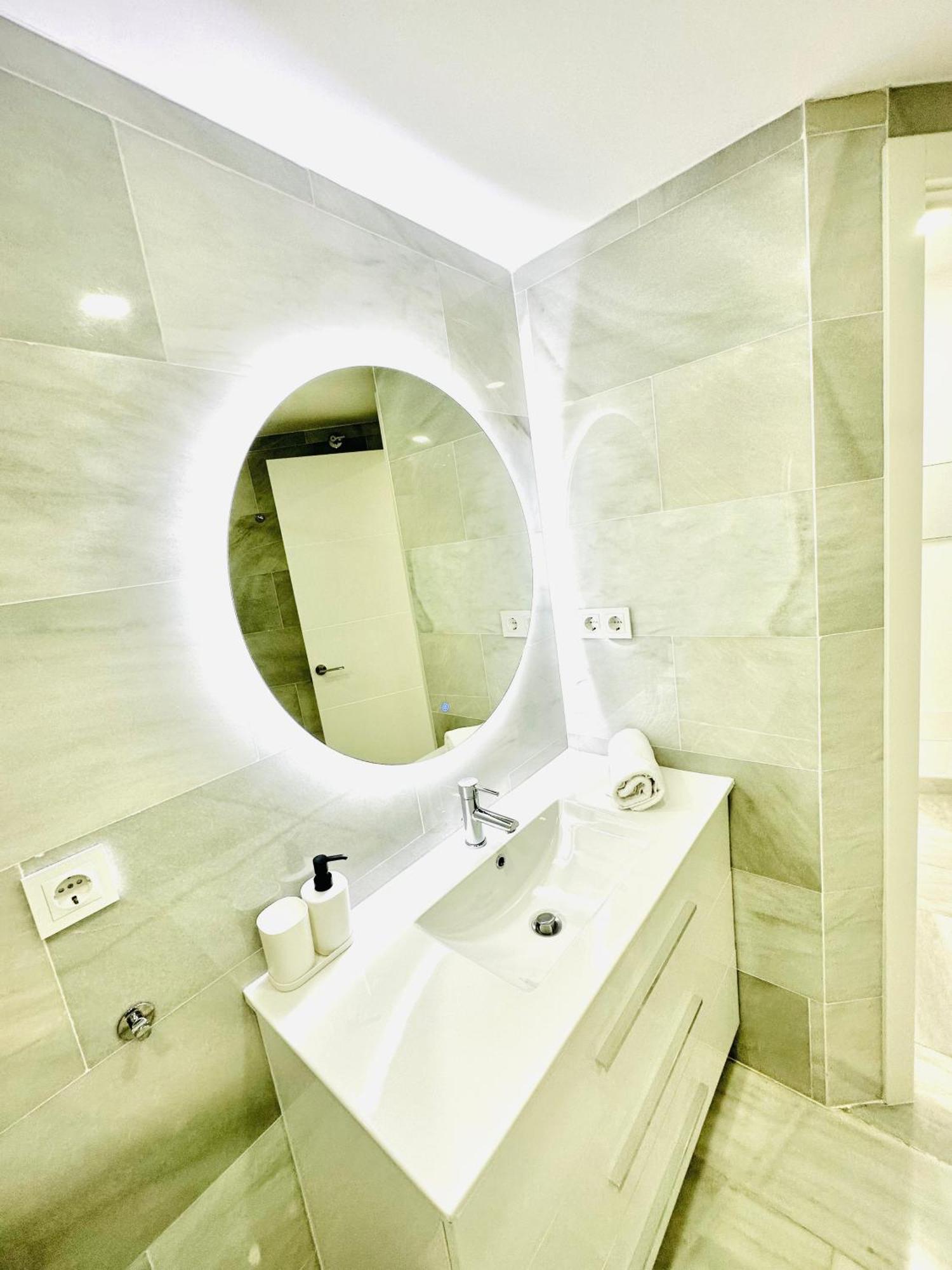 Apartamento, Paradise Sun Beach In Marina Benalmádena Eksteriør billede